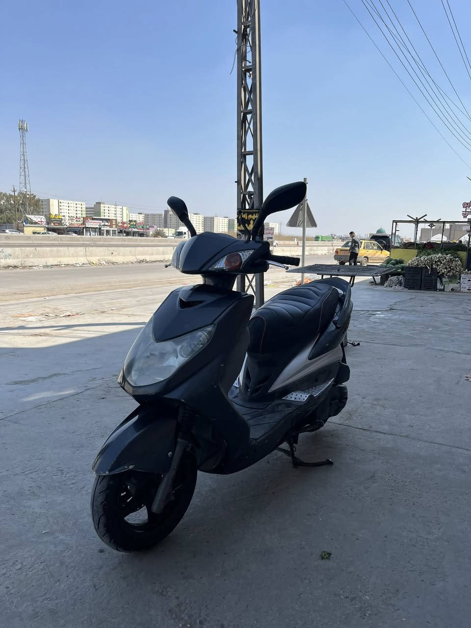 السلام عليكم ورحمة الله وبركاته 

سكنس فحل نوزل 
الدراجه بلادي وحلوه وما متعوبه ابد
بيه كشن رياضي 
الدراجه كامله وما بيه نقص
السعر 850 الف وبيه مجال قليل
***********
