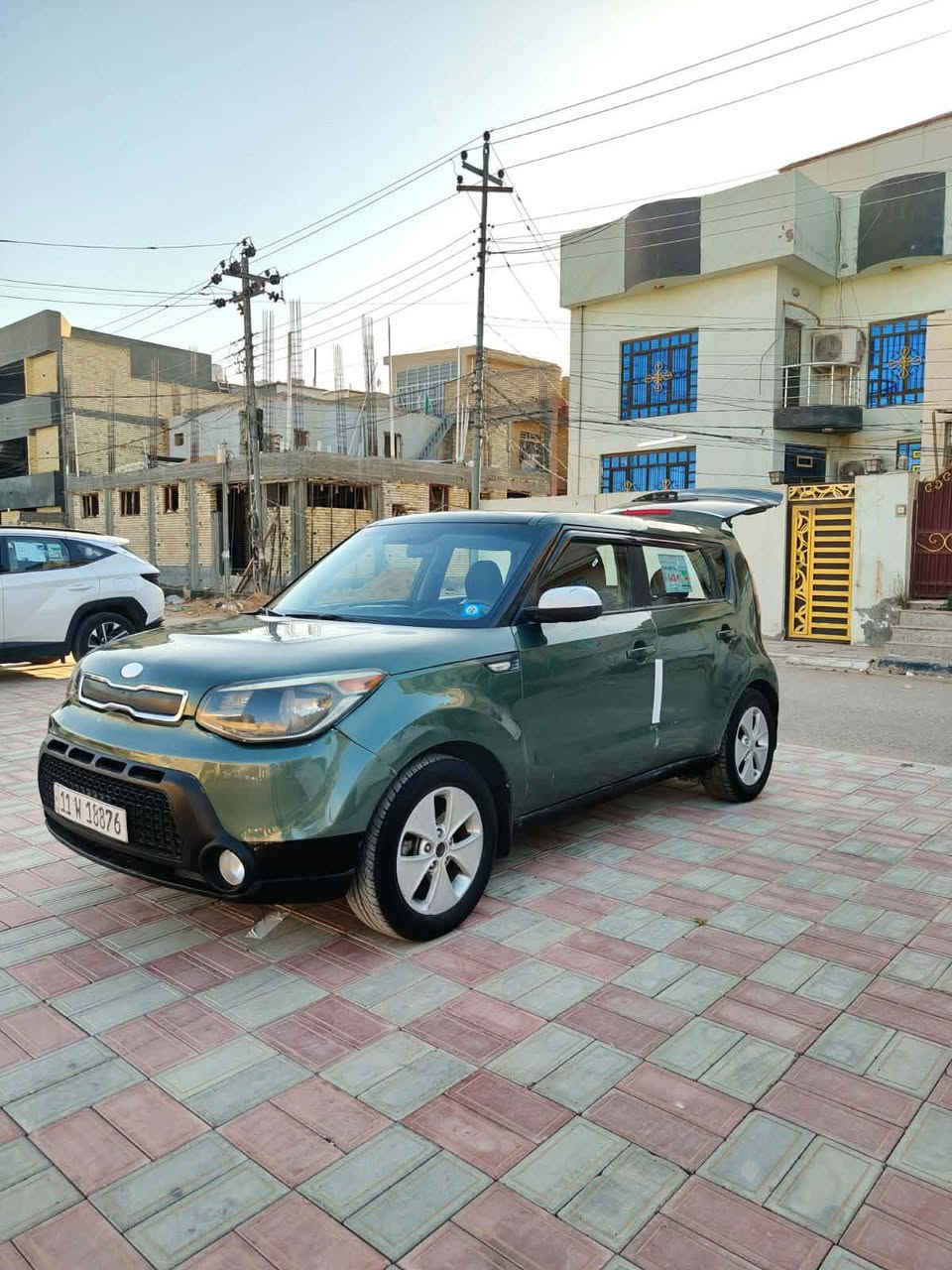 السلام عليكم كيا صول موديل2014 للبيع تحويل ثاني يوم هزه جديده سنويه جديده وارد امريكي حادثه بنيد فقط بدون دواخل شواصي لغود كله كله كفاله السياره جاهزه من كلشي محركها 1600 مكينه وكير مكفولات تخم تاير جديد تبريد ثلج ❄ تحكمات استيرن ويل كب حساسات رادارات مكفولات السعر 89 وبيها مجال بصيط كلش مكاني كربلاء رقم الهاتف: ***********  اسيا
*********** اثير
