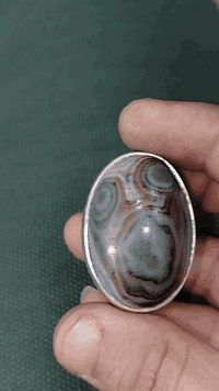 قطع مختلفه خاص او وتساب***********
@إشارة
