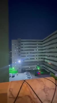 ١٤٠م • ٤ غرف • طابق ٥