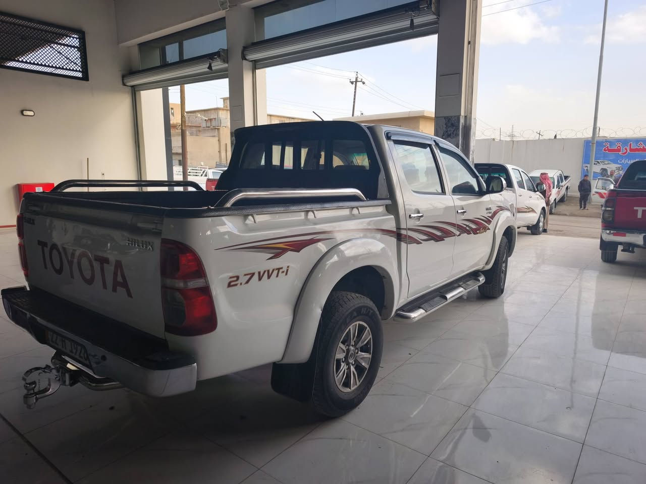 سلام عليكم بيكم هايلوكس 2014 تماتيك رقم اربيل دولي شرط التحويل السياره كفالة عامه ما بيه صبغ فقط بارد اقل من 3 اصابع شي قليل جداً جداً ماشي 210
دوشمه جديدة هوك خلفي جديد سياره جديده كفالة 
محرك فقط القبق الفوك مفتوحه مكينه كير اكسل كله شرط بدون صرف بدون نفخ
السعر 220 بيه مجال 
المكان موصل الأيمن
***********
