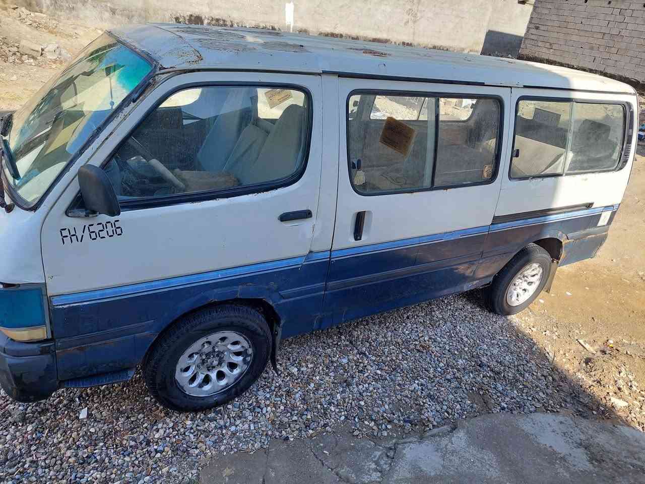 سلام عليكم بوز هايسه لبيع موديل 96 أرقام نكليزي أجره مو حمل مكينه بطه جديد من مشدوده 14راكب مكاني ديالى المقداديه سعر 35وبيهة مجال 
***********
