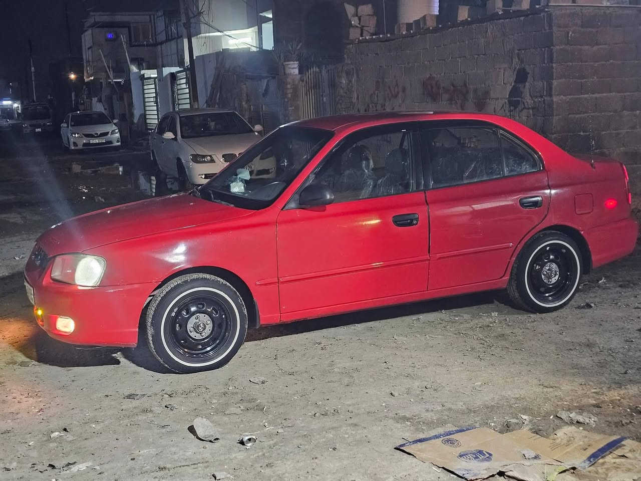 ***********
سلام عليكم سياره اكسنت فيره ٢٠٠١ رقم بغداد سنويه ٢٠٢٦ سياره حلوه وجاهز كير مكينه خير من الله سياره جاهزه من كلشي شاشه كامره كير عادي مكينه ١٦٠٠  سياره احلا من صوره تجي شوف بيعينك تبريد 🥶 تتفه 🥵  مكاني بغداد ابو غريب رقمي السعر ٤٥ ورقه
