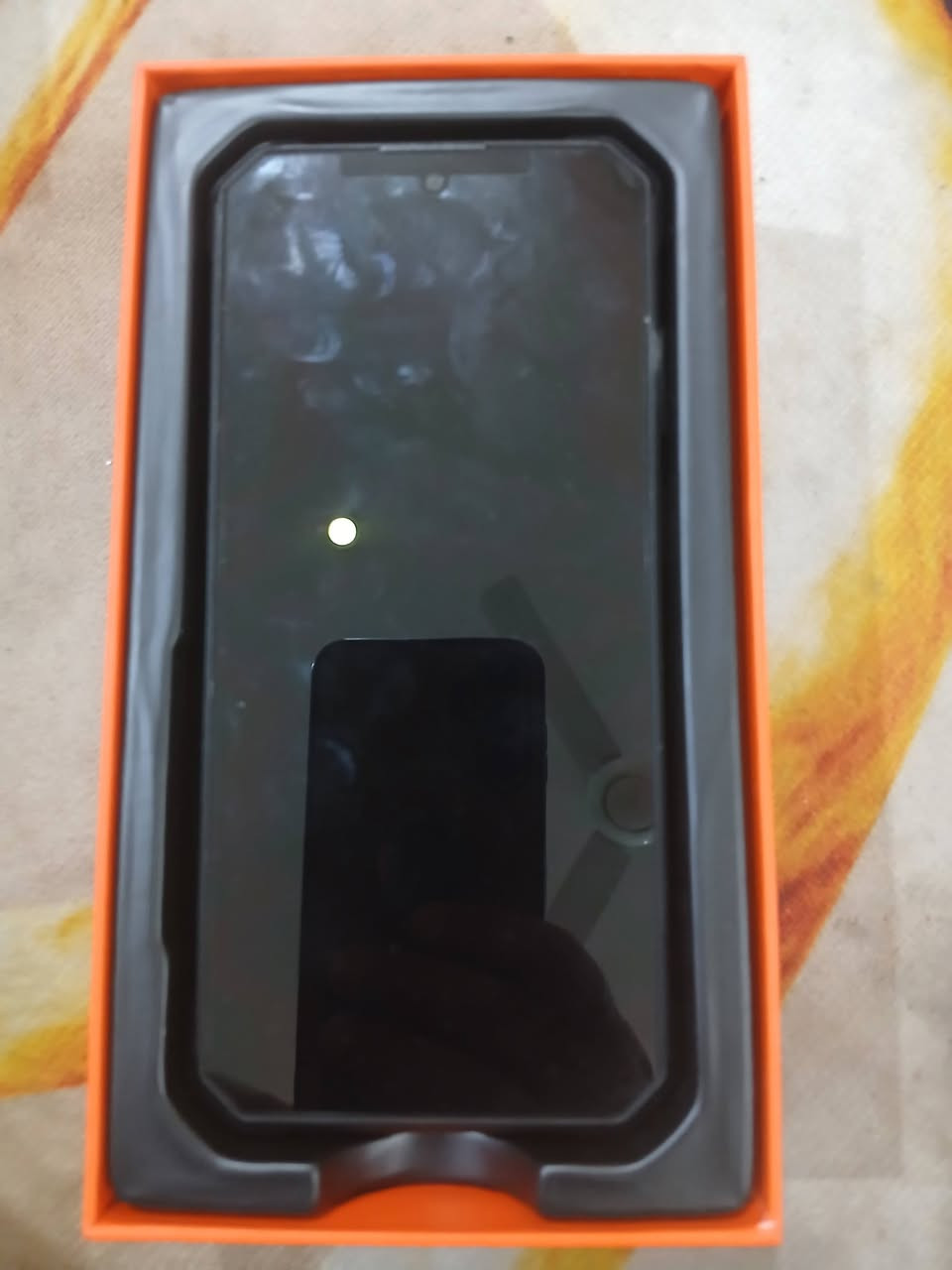 تلفون مدرع ذاكرة 256 مذكورة المواصفات بالصور السعر ٣٠٠ ألف.


**إذا كنت صاحب هذا الإعلان وتريد حذفه لأي سبب، رجاءا أرسل رسالة إلى الدعم الفني**