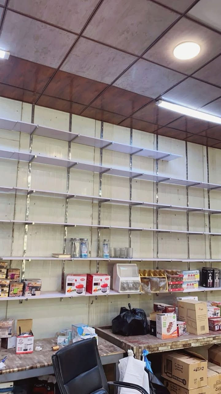 السلام عليكم شباب رفوف لبيع العدد 25رف مكانهم بغداد العامريه لستفسار ع الهاتف *********** ملاحظه اني مكلف بلنشر
