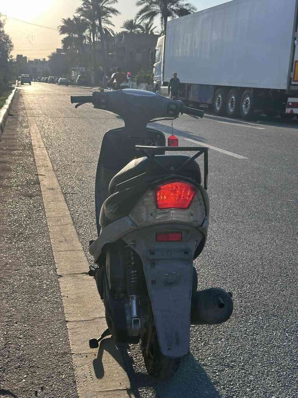 دراجه للبيع 
نوع الدراجه ماكس منغولي 
الدراجه مفتوحه بس نضيفه كلش ✅
الدراجه نكره سلف ✅
يحتاجله بس اشاير وتكمل اي نقص مابيه✅
الدراجه نضيفه بمعنه الكلمه🔴
كفرات تايوان اصلي 🇹🇼 
السعر 400 وبيه مجال عله كد الجيه🔴
للستفسار *********** موجود واساب 
مكان بغداد الحريه 📍
