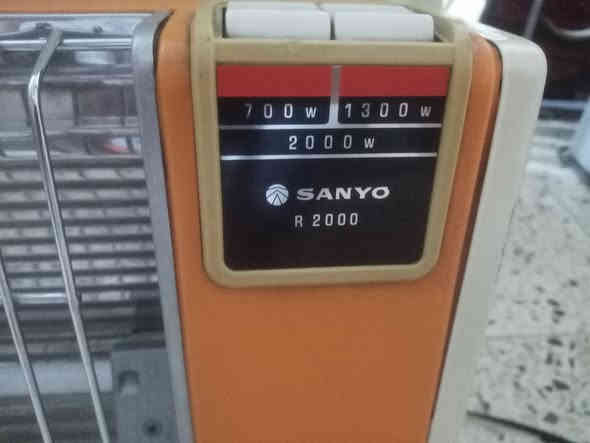 هيتر سانيو نظيف جدآ اخو الجديد
مع شيشه وهيتر لوك بلباكيت قطعه احتياط
التواصل
***********
