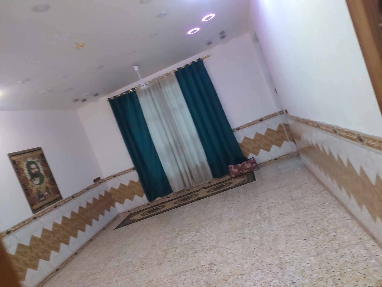 السلام عليكم بيت للبيع ابي غرق حي البتول بناء جديد  350م خدمات كامله ***********
