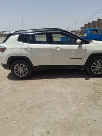 كومباس • ٢٠١٨ • فول موصفات