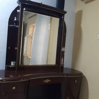 غرفة نوم للبيع نظيف جدا 07730774199