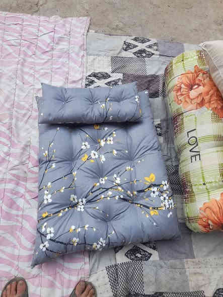 ندفه جودليات ودوشك ومخاد ولحف ديباج العنوان زيونه خلف جامع الربيعي مستعدون عمل في البيوت إذ كميه كبيره***********
