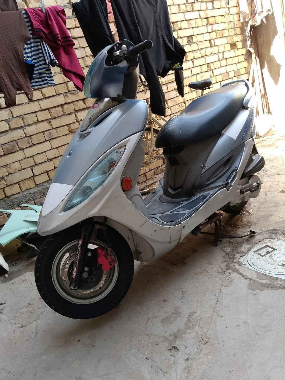 سلام عليكم دراجه كامكو جي فور
الدرجه خير من الله لاتبخر ولاتنغص الدرجه كامله كهربائيات هورن سلف نگره هندر شغال السعر خاص 🖐️


**إذا كنت صاحب هذا الإعلان وتريد حذفه لأي سبب، رجاءا أرسل رسالة إلى الدعم الفني**