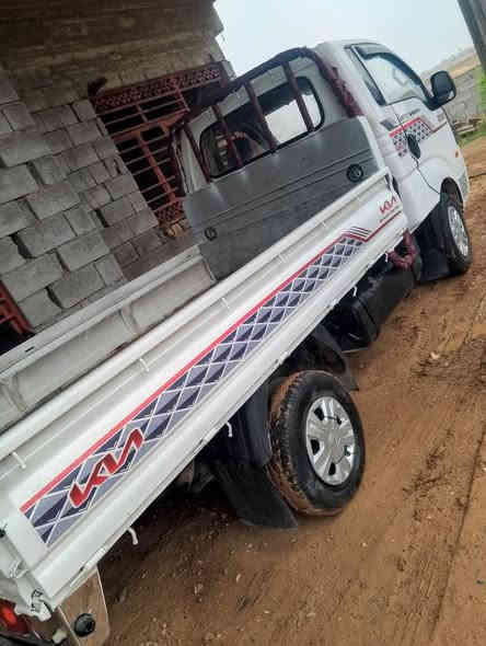 السلام عليكم للبيع كيا مكفوله محرك كير اكسل شاصي موديل 7امحدثه 15 اوراق منفيس ضايعات السعر 45 المكان صلاح الدين الرقم ***********
