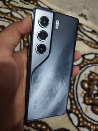 تكنو كامون 40 برو • ٢٥٦/١٢ • خدش خفيف