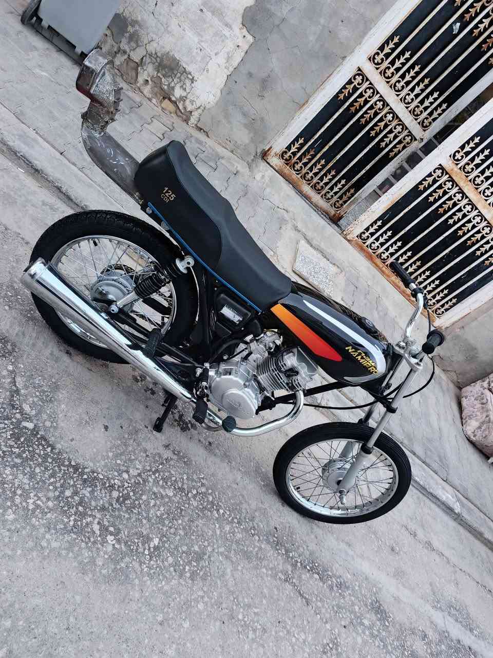 سلام عليكم للبيع ماطور سكنر موديل 15 والمكينه 15 مامفتوحه السعر خاص للستفسار ***********
