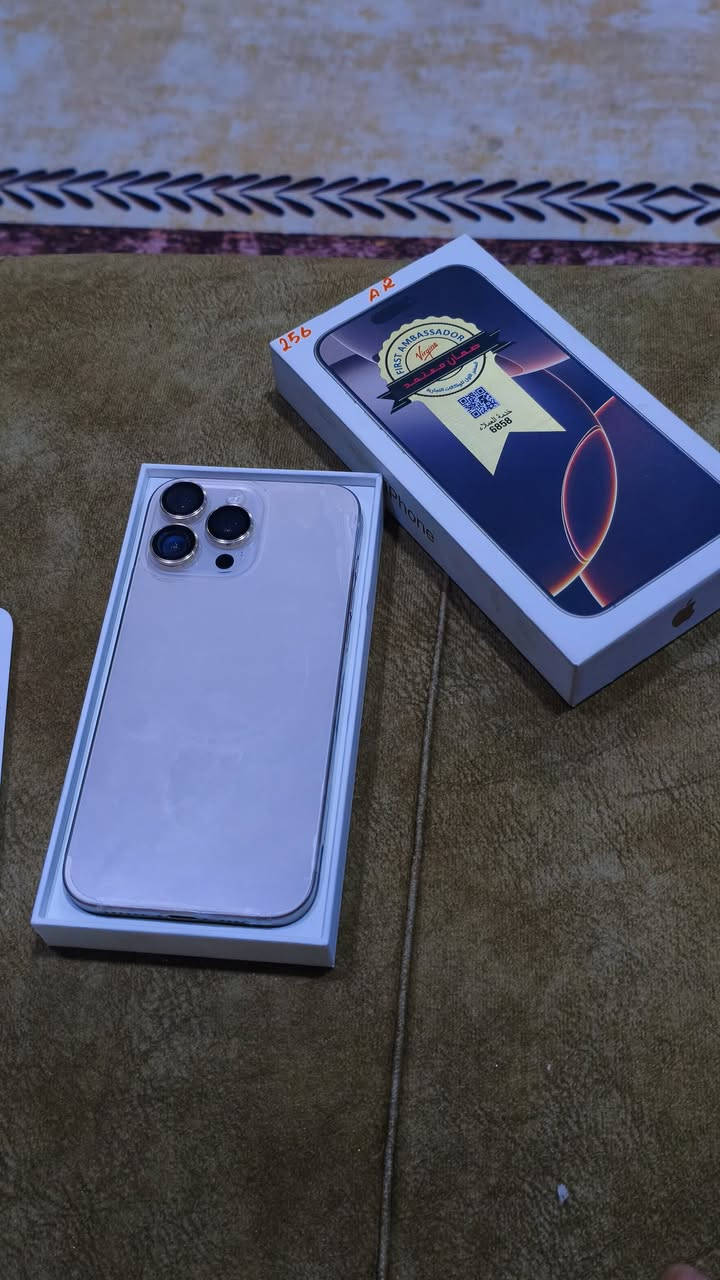 ايفون 16 بروماكس شرق اوسط بطاريه 97 ضرره كامره الخلفيه باقي الجهاز كفاله من الخدش بعده ضمان ماستر ***********
