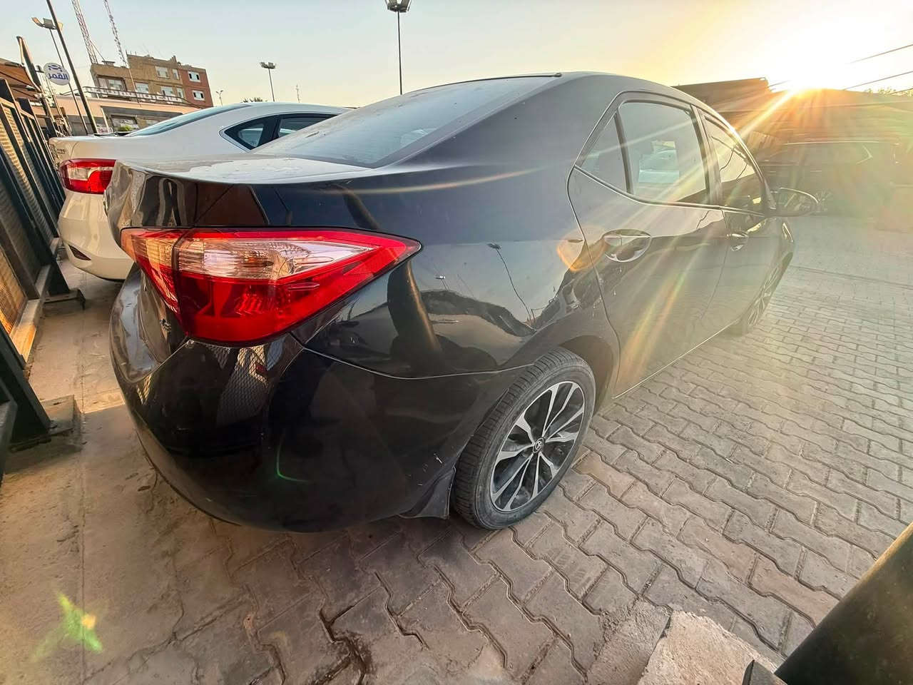 كورلا 19 امريكي بيها 5 قطع وبيها دواخل مكفوله من الكص والسونار موجود
رقم بغداد شبه مميز باسمي 
مكان السياره كربلاء 
السعر 98$ وبيها مجال قليل 
***********
