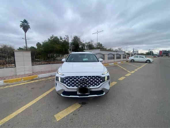 سلام عليكم 
سنتافي 2021 
كلين استلام شركه 
وارد كوري 
اربعه سلندر 
كير +مكينه + كهربايئات + تبريد كلها شرط 
ماشيه 100 
تبريد (3) قطع
كير لمس 
فقط بدون بانوراما 
الباقي فول 
ثلاث مقاعد  
السعر 250$
للاستفسار 
*********** كركوك
