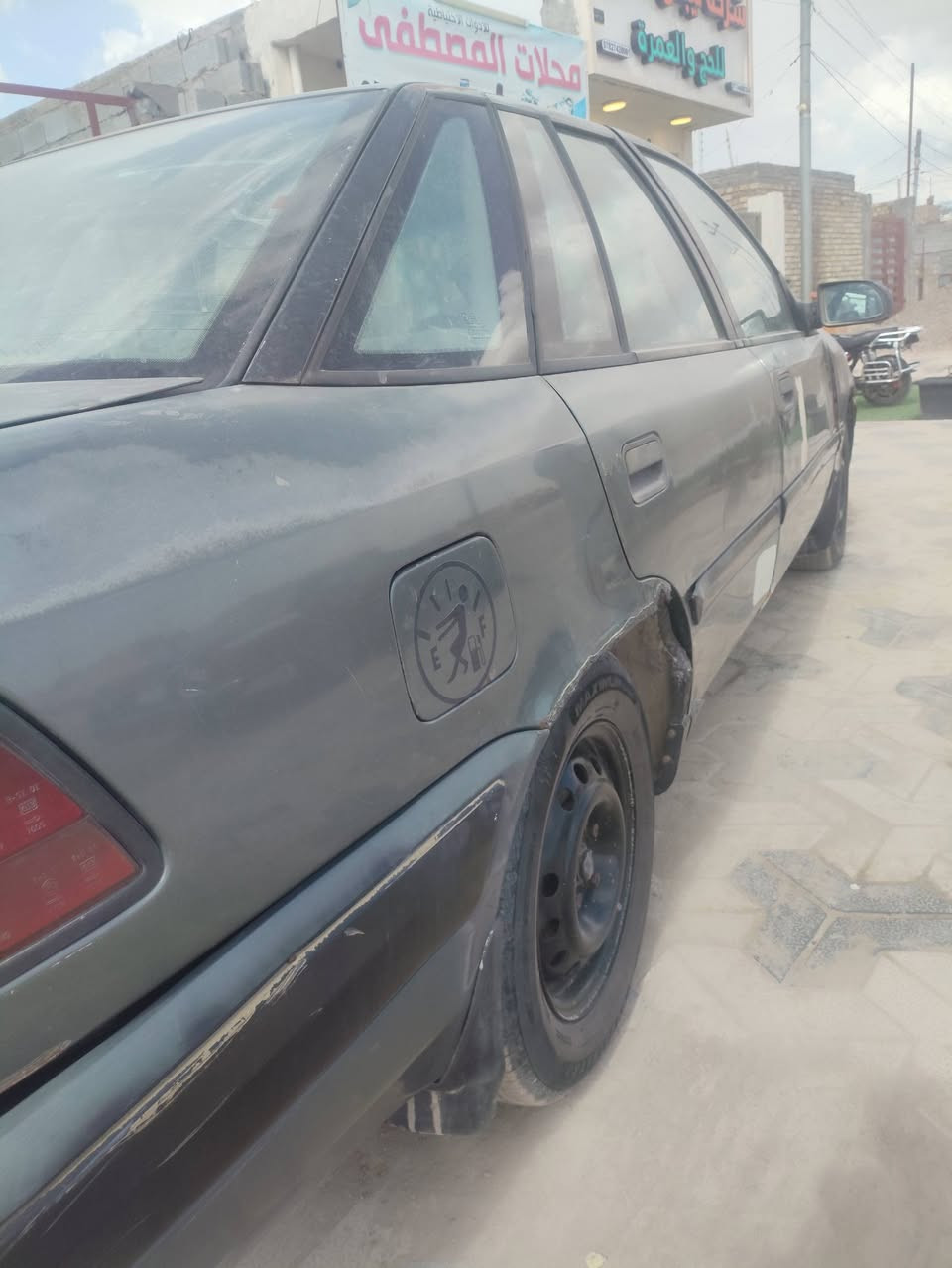 السلام عليكم
اسبرو موديل 95 السياره جاهزه من كلشي كير ومحرك كفاله كير اوتو محرك مفتوح ١٦٠٠ السياره مال جناي رقم انبار تحويل ثاني يوم داخل مالته نظيف بدون صبغ 
السعر 28 ورقه وبيه مجال بسيط للشراي
الرقم واتساب ***********
