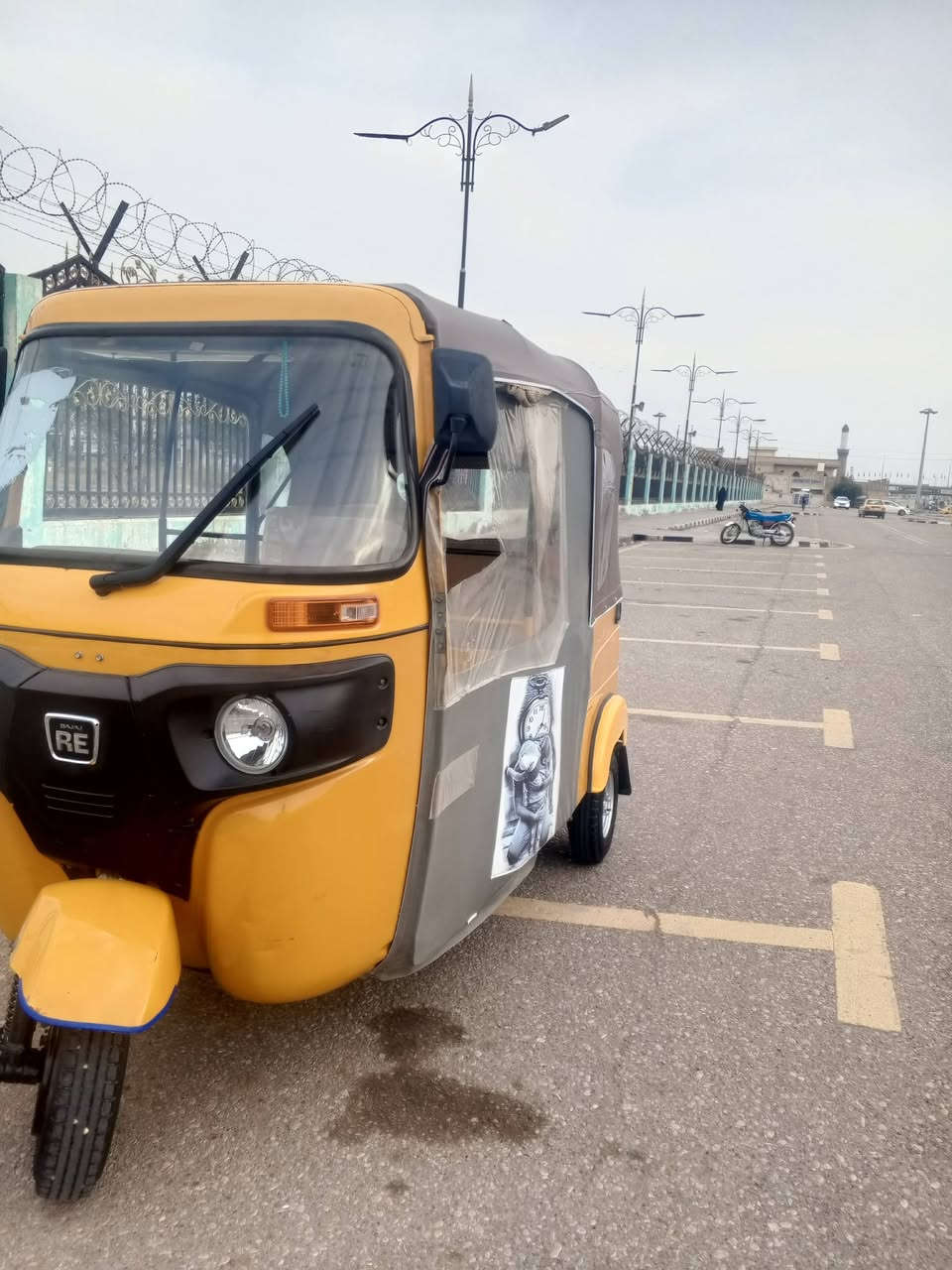 السلام عليكم تكتك للبيع موديل21تكتك رقم وسنويه  كفاله عامه ميكينه كفاله برغي مامفتوح بيها تكتك جهازه ربع ماذب عليها  سعر خابر وتدلل ***********
