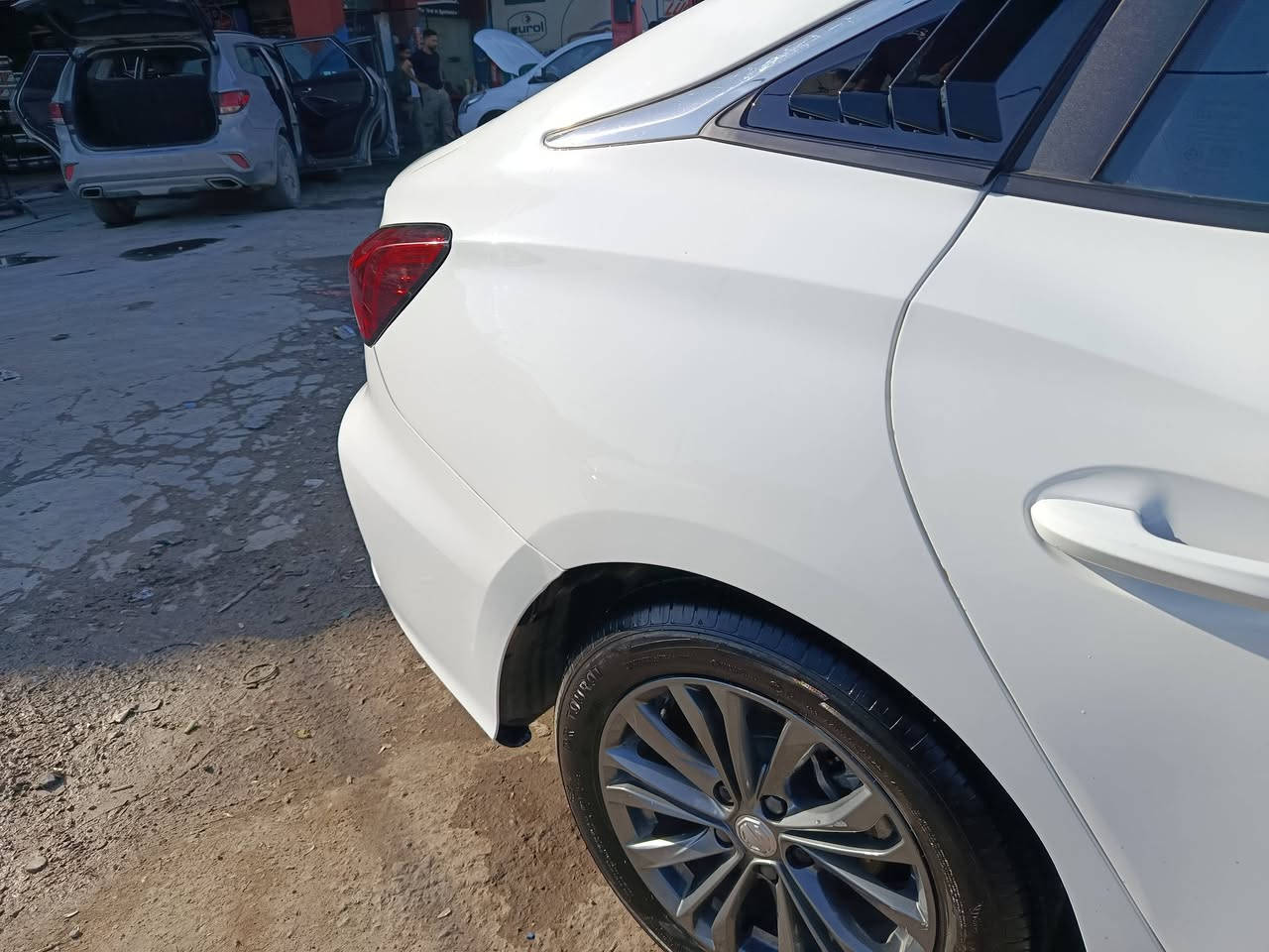 السلام عليكم ام جي جيتي 2025
فول مواصفات منضومة غاز السيارة بيهة حادث جاملغ خلفي وشوية من الباب مصلحة جاهزة مدوشمة ماشية 22 الف عليهة اضافات كلش جديدة بيع او مراوس سعر 120 ببهة مجال ***********
