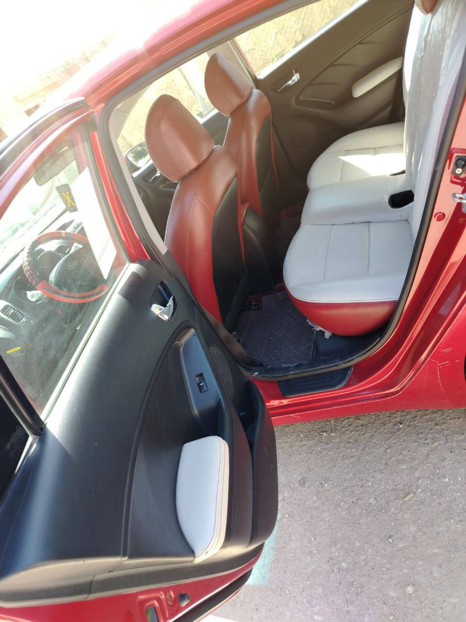 السلام عليكم
للبيع كيا فورتي موديل٢٠١٧ قادسيه بسمي محرك ٢٠٠٠ دوش مامفتوح كير ٦نمر اصل شاشه كامرة ويل كب كروم موصفات اس مكان سيارة السماوة الرميثه ***********
