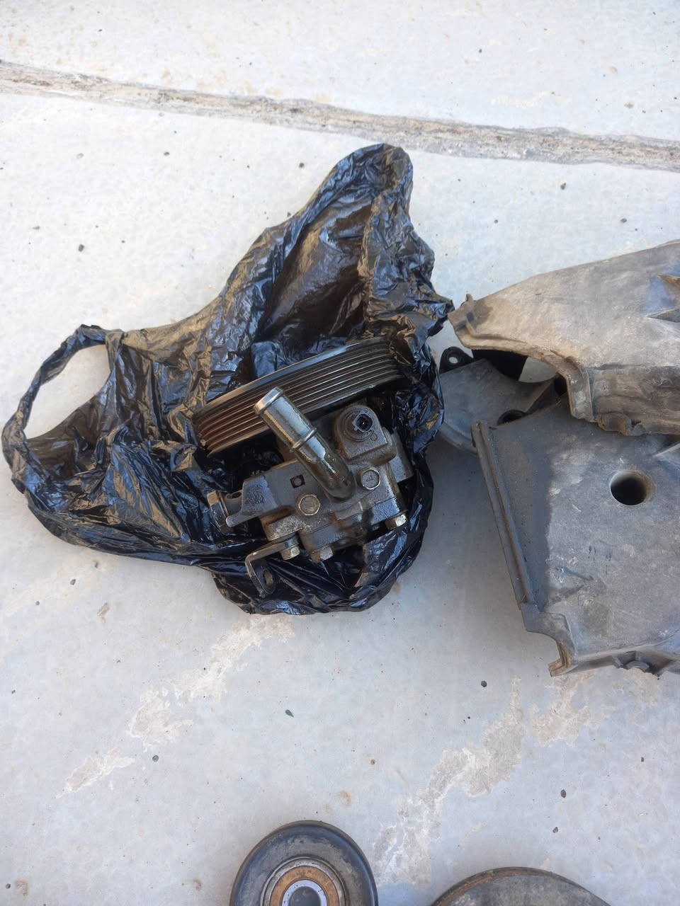 السلام عليكم يوجد اغراض اوبتما للبيع للتواصل واتس ***********
