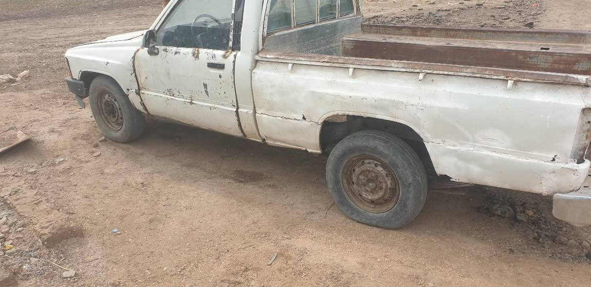 بيكم ٨٥ رقم بغداد أصفر
محرك كير اكسل خير من الله ب ٢٠ وبيها مجال ***********
