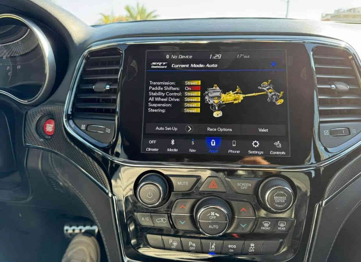 للبيع او مرواس 
جيب 2021 SRT 
محرك: 6400 🚀
ماشيه 61 mi
المواصفات: 1/1 
بانوراما 
رادار امامي ⚠️
رادار جانبي ⚠️
كزوز بورلا كامل 
كشنات جلد 
كشنات حظن 
شاشه جبيره 
ماوس وضعيات قياده رياضيه تراك حلبات وايكو اقتصادي
نظام Launch Control 
تشغيل عن بعد 
صندوق كهرباء 
كشنات تدفئه + تبريد 
ستيرن كهرباء + تدفئه 
كشنات خلفيه تدفئه 
نظام الحفاظ على المسار 
نظام Auto park 
فجوج brembo 
داخل كاربون فايبر 
دشبول خياط 
شفتات ستيرن 
حساس امامي + خلفي 

سياره حادثه جاملغ وبنيد  
السعر 320
للاستفسار *********** النجف, العراق
