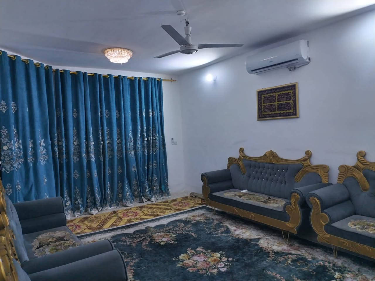 متاح دار سند 25 زراعي مساحه 150 متر 
طابقين 
مكان حله شارع الغسل ابو خستاوي خلف شارع كربلاء الرئيسي

***********
