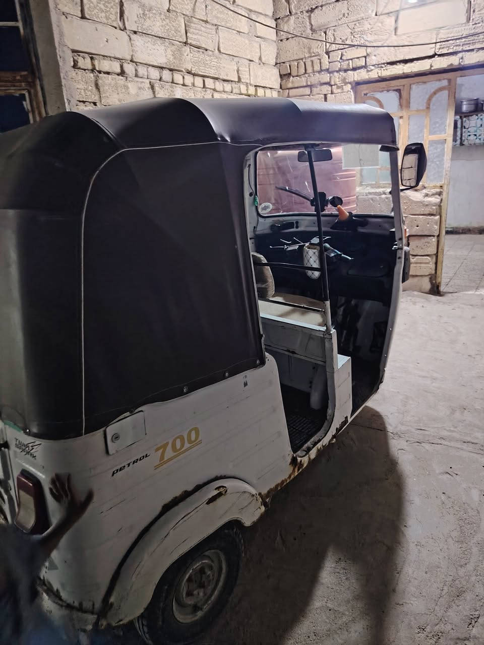 السلام عليكم شباب متاح تكتك مديل ٢٠ شهر السابع اوراق التكتك جاهزه كهربائيات ومكينه بس يرادلها شويه ترتيب بل حداديه والكشره السعر ٤٨٠٠ مكاني العماره وهاذ رقمي ***********
