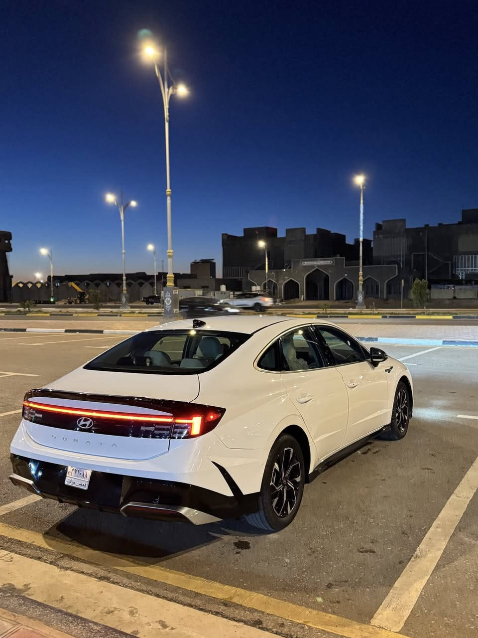 هونداي سوناتا 2024
-دخول جديد ماشية ٢٩ الف 
-حرة بدون أرقام تترقم اي محافظة
-حادثها جانبي لاشاصي ولا لغد بيها ٣ قطع صبغ
المواصفات:-
-بصمة وتشغيل عن بعد
شاشه ابل كار بلي متصل عداد إلكتروني دجتل 
قياده ذاتيه وقوف ذاتي 
كامره عدستين 
كشنات تدفئه تبريد 
اوتو هولد 
اربع رادارات امامي خلفي جانبي 
مري شفط رادار بل مري 
شاشه اعطال بل دشبول 
لد امامي خلفي 
عدسات بقلاوه دواره
اشاير ترحيب بل يدات 
محرك2500 
كير 8نمر
داخل ابيض 
نضام ملاحه
اضاءه اوتماتيك(Auto High Beam)
تنبيه مرور امامي 
قراءه إشاره المرور
تنبيه حركه المرور
مراقبه النقط العمياء
ماسحات مطر اوتماتيك
جنطه ذكيه
تحديد مسار
مودات القياده سبورت نورمال سمارت 
شفتات ستيرن
مرايه عاكسه للضوء
سايد بريك دكمه
شاشه تبريد لمس
وبيها بعد هواي مواصفات 

مكان سياره كربلاء 
الستفسار:***********

السعر $:177وبيها مجال بسيط
