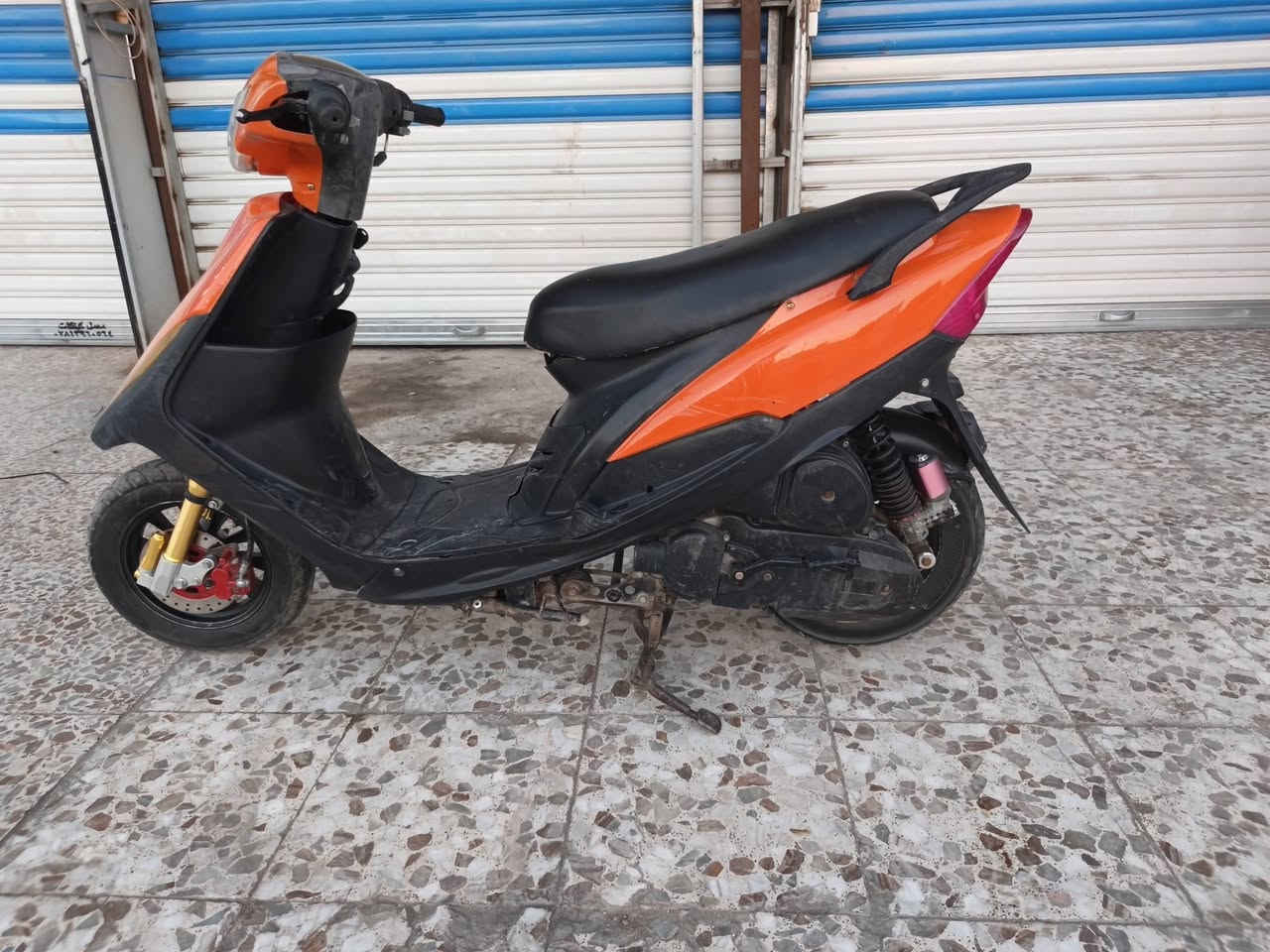 السلام عليكم
دراجة ماكس عدله

مكينة خرسه دراجة🚵 نضيفة

ما عايزها شيء كاملةً من كل شيء دراجة نشطه مكينة

 مكفوووولة من بخاررررر شرط فحص مكينة ناعمة جداً متسمع

 صوتها شرط شلعة تخبل دبلات أمامي خلفي شغال دراجة ما

 عايزها شيء بريك أمامي خلفي كله شغال شرط بطناش 

سلف هندر مكانة بابل مركز 🌇🌇مدينة 

دراجة 🚴 حلوه ونضيفه مال جناااي مابيه نقص

السعر ٤٢٥ شراي يتصل وبي خير ويدلل

رقم هاتف📞📲 ***********

