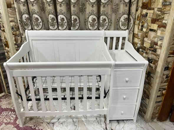 سلام عليكم جربايه مال أطفال لحد اربع سنين وبيها مساحة تخزين جبيره للبيع مستعمله أستعمال بسيط بعدها جديده سعر 250 الف مكاني ناصريه ***********
