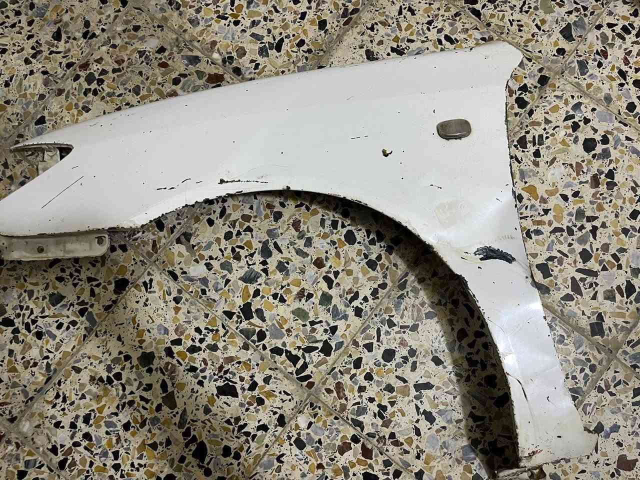 السلام عليكم 
جاملغات يمنه ويسرى وبنيد كامري 2005
الاستفسار 
***********
