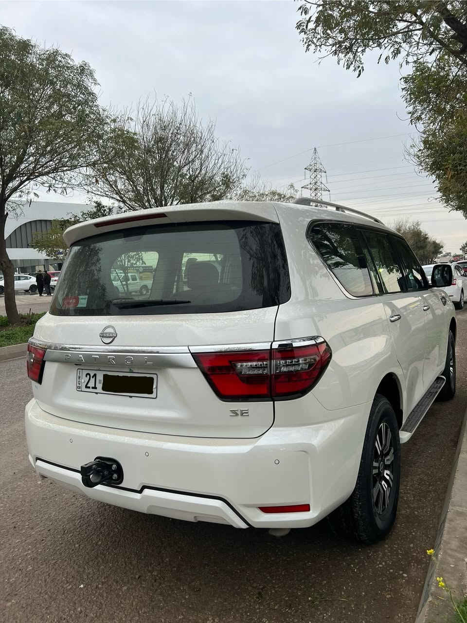 سلام علیکم 
نیسان باترول مودیل ٢٠٢٤
مواسفاتها فول فول   
 ٦ سلندر مکفول کفالە عامە بدون ای شی 
ماشی ٢٦ الف  کیلو
سعر ٤٧٠ $ ورقە  شویە بیە مجال 
رقم موبایل 
***********
