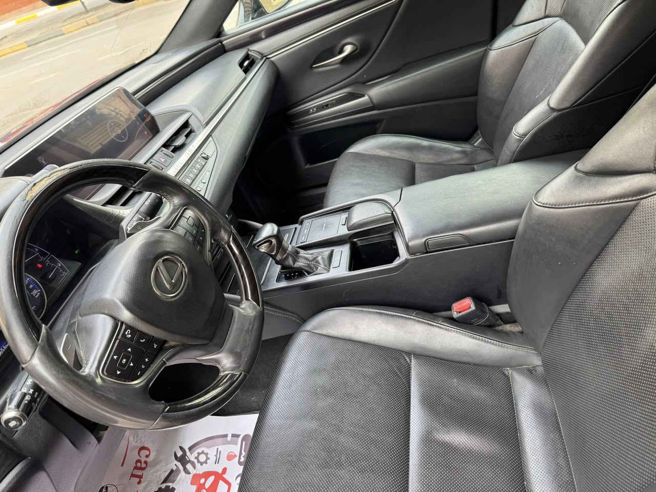 لكزز مديل 2019 لارج مكينه سته سلندر الحجم الرئاسي مكانها بغداد بيها 3 قطع صبغ جاهزه السياره فول مواصفات السعر 220 وبيها مجال للاستفسار***********
