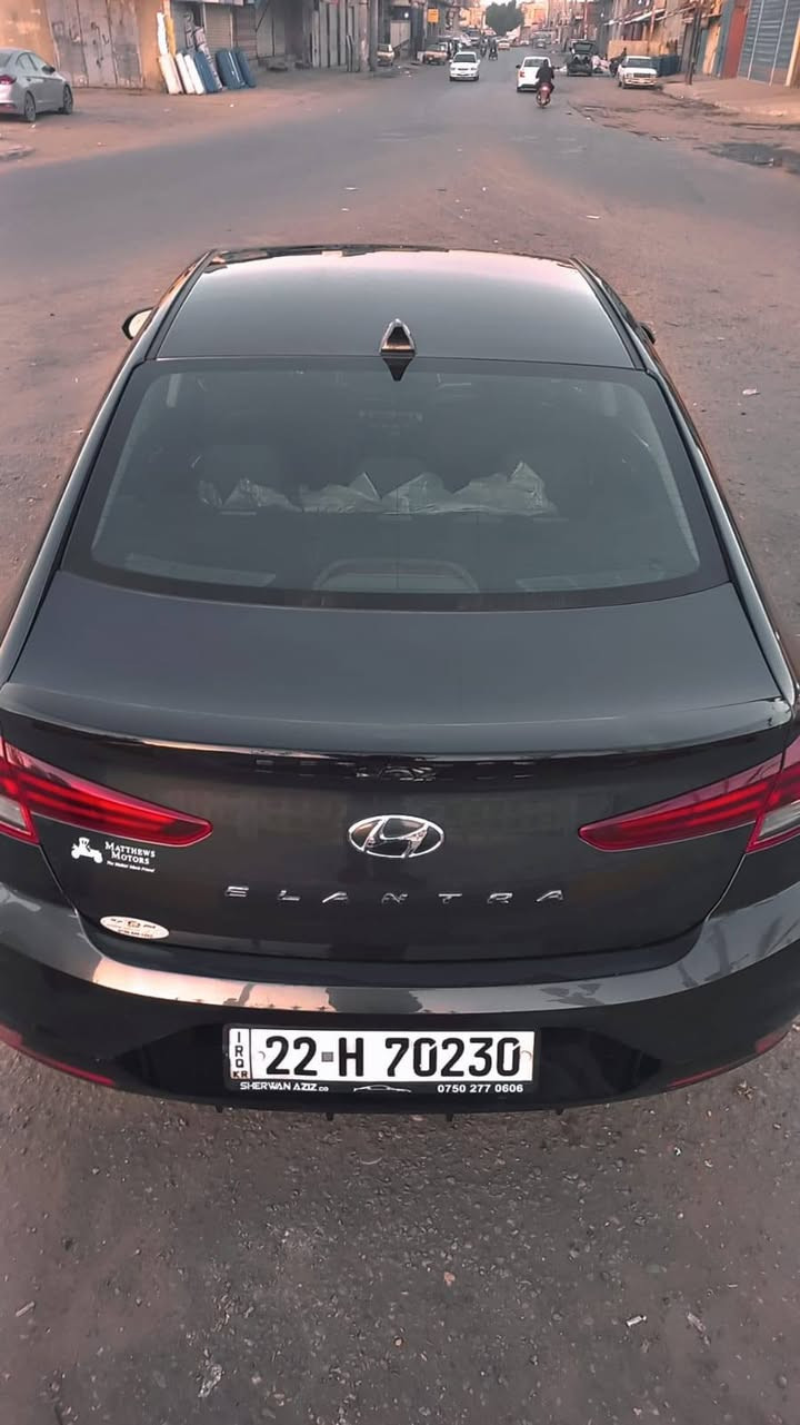 النترا 2020 رقم أربيل 
وارد أمريكي 
سيارة نظيفة جدا استخدام شخصي 
صور الحادث مرفقة مع المنشور 
السعر 140$
للإستفسار *********** بي واتساب
