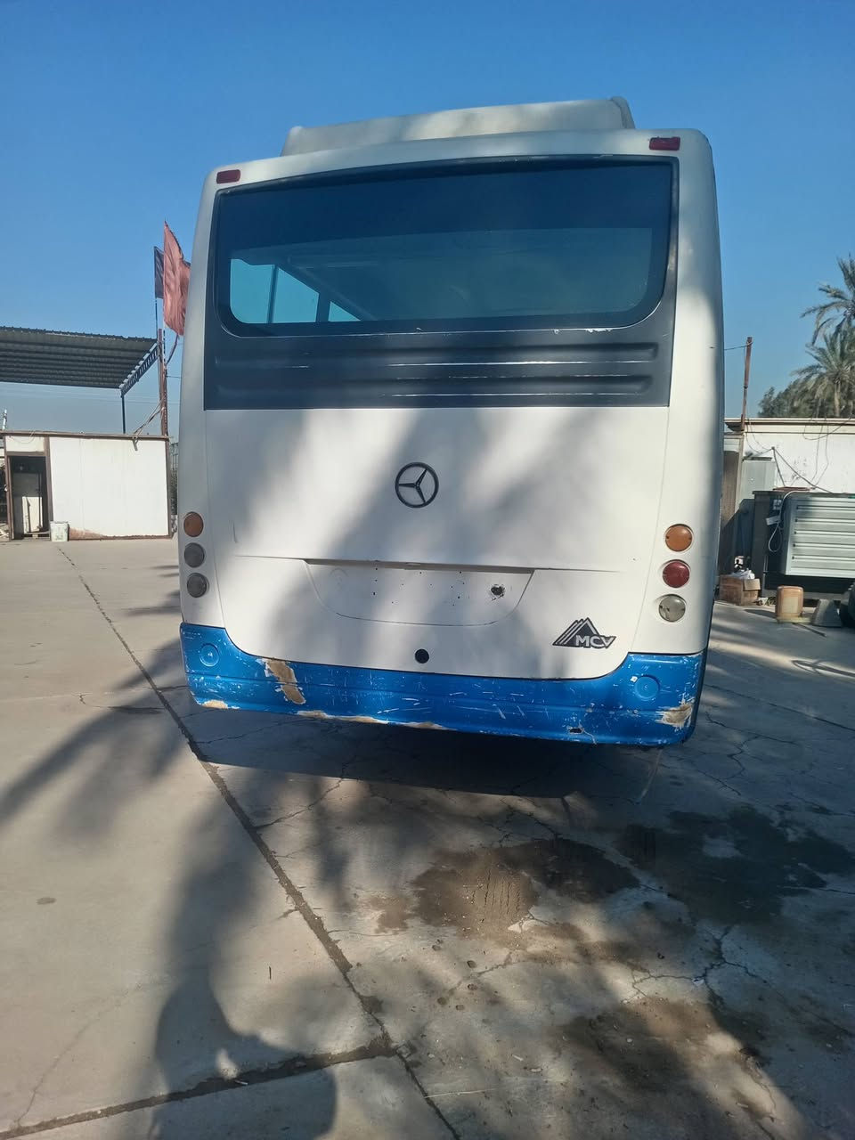 السلام عليكم سيارة للبيع بدون السعر ٤ ملايين ونص وبيه مجال الاستفسار ***********
