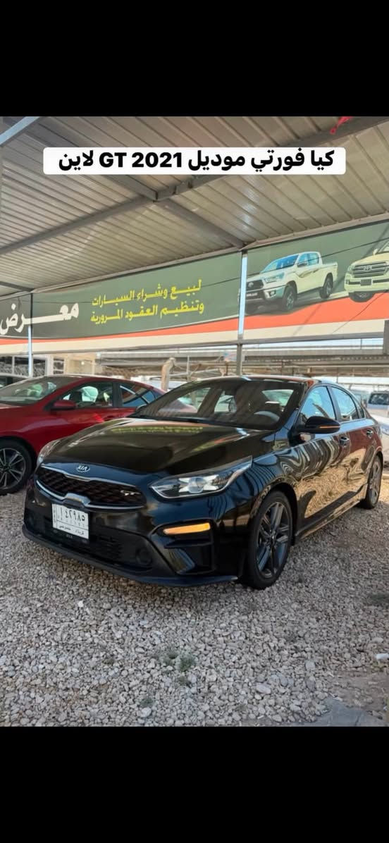 السلام عليكم سياره فورتي 2021  السعر135 وبيها مجال حادثها بس بنيد جي تي لاين بصمه كشتات جلد محرك مامفتوح سونار مع الصور***********

