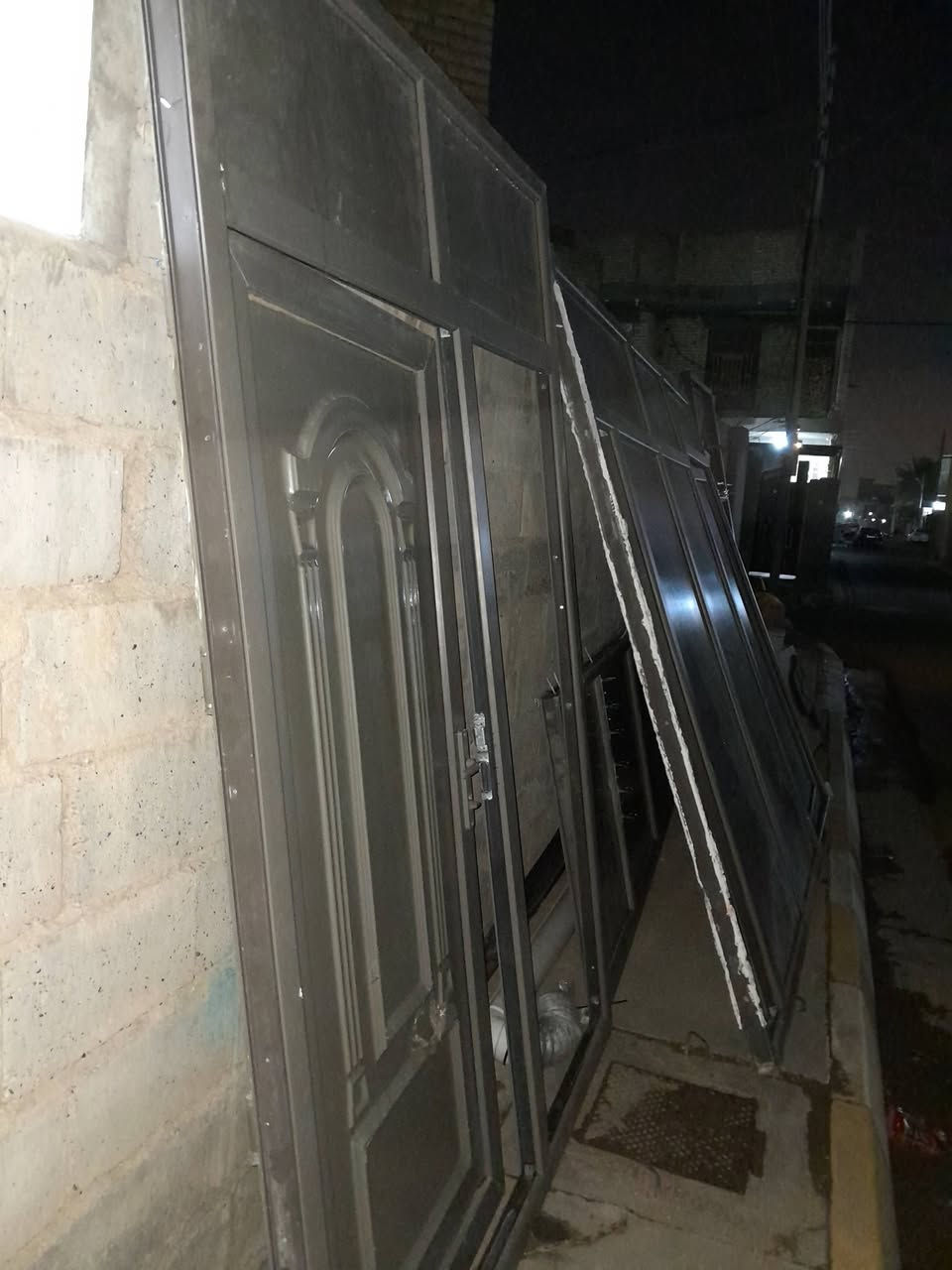 قواطع بي في سي رصاصي مع أبواب ٢ +غربيه مستخدم قليل مال  صالون صاحب لاختصاص قيم


**إذا كنت صاحب هذا الإعلان وتريد حذفه لأي سبب، رجاءا أرسل رسالة إلى الدعم الفني**