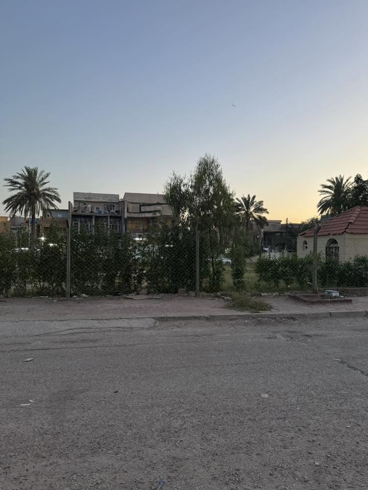 🏡 للبيع قطعة ارض 🏡

🟢 موقع مميز مقابل منتزه شارع 15م + رصيف5م
📎لايوجد جار مقابل القطعة

🔺المساحة: 300م

🔻الواجهة: 10م      🔻النزال: 30م

📌عنوان القطعة
حي البنوك/شارع المنتزه (قرب لحوم البركة)

_____________________________________
للاستفسار مراسلة الصفحة
او الاتصال على الارقام التالية
☎️*********** 
متوفر واتساب
او مراجعة⭕ مكتب الدار للوساطة العقارية⭕
📍 عنوان المكتب: حي البنوك بداية شارع الكنيسة من 
جهة الجسر
