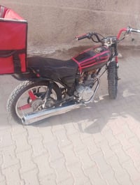 دراجه البيع الدراجه حلو وكربائيات شغاله سلف وهندر الدراجه حلو مكينتهه ...