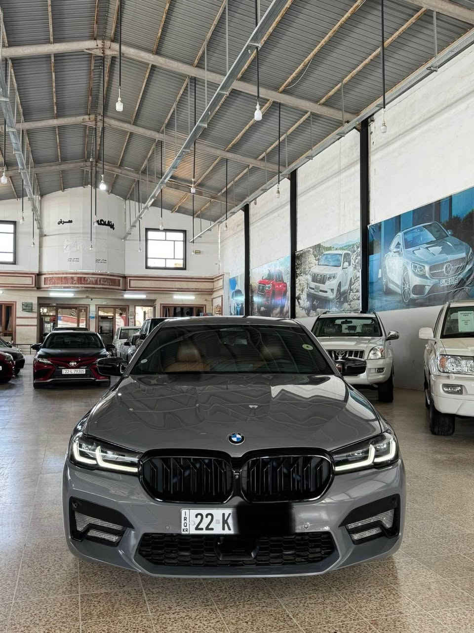 Bmw2021
رةنگي سمتي
سيارةكة ٥٣٠i
Mپاكيجي بيلادي
سيارةكة ٢سويج و كارتي بيلادية
داتاشوية
٥كاميرةية 
ناو قةيسي بيلادية 
كوشين ٧٤٠
رادار گةورة 
سيارةكة لوية بي سلايتة وةكي M5هاتية 
سيارةكة گير مةكينة بةشةرت نةكرايتةوة 
سيارةكة لة هةولير چاملغي بويتة سبوغ 
بونيتي كرايتة M5
بي ژؤري بي ارباك 
سيارةكة زؤر زؤر جوانة 
*********** أربيل, العراق

