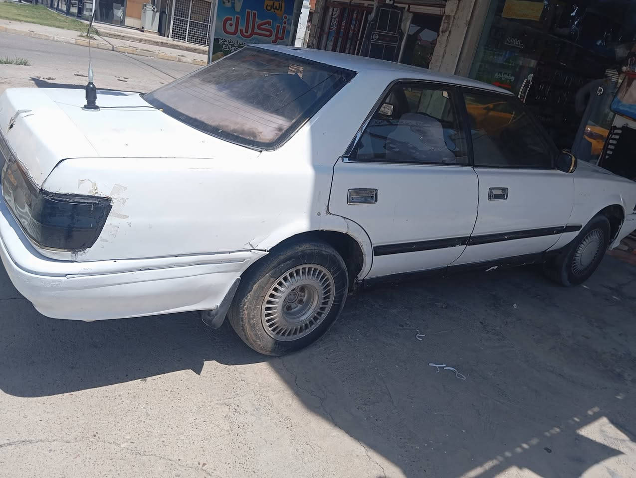 سعرها 15ورقه هارتوب موديل 90 بيع اومراوس مكينه بطه 2500مكينه بيها دخانه بس بدون صوت كيرشرط حداديه زينه سنويه كارتونيه خضره رقمها صلاح الدين ورقي ابيع مااندل صاحبها سياره مكفوله من الطلب والمشاكل رقم الهاتف ***********

