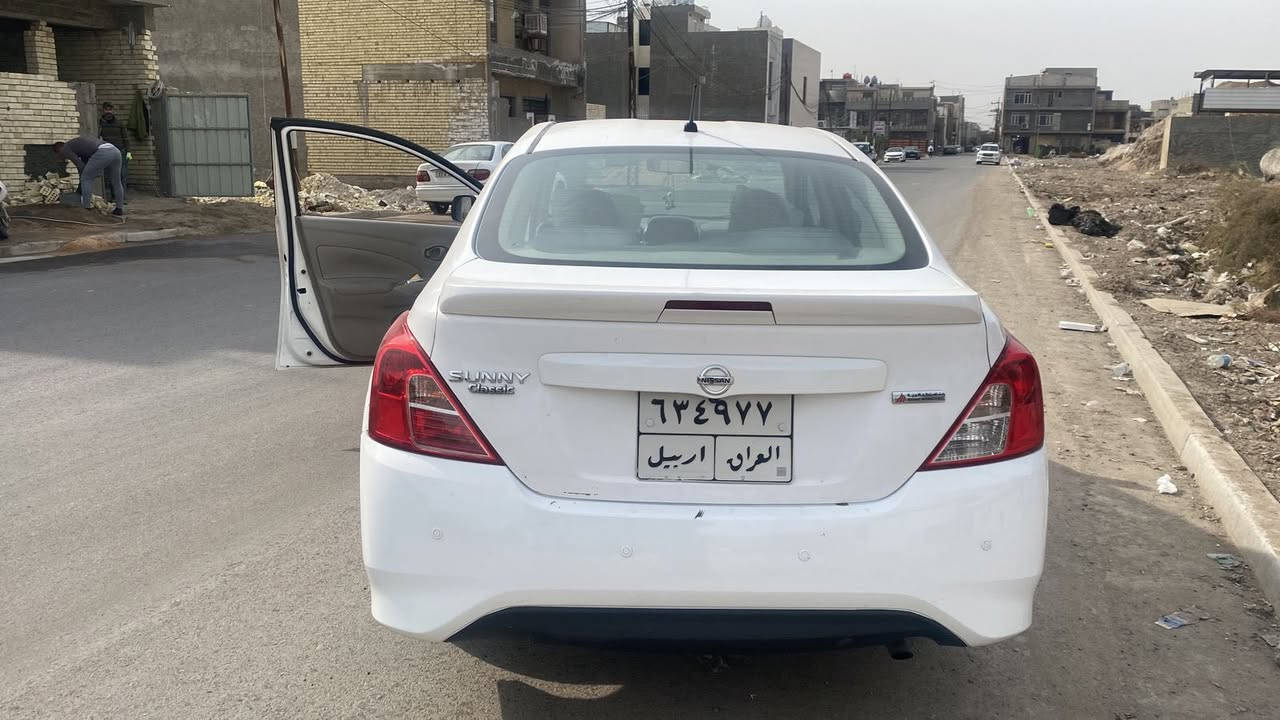 سلام عليكم نيسان صني هندي بليته زركه شاشه كامره صدر جديد تخم تايرات جديد مديل 2020 سياره بارد وتكحيل  بيها بدون صبغ مكاني حي جهاد ***********
