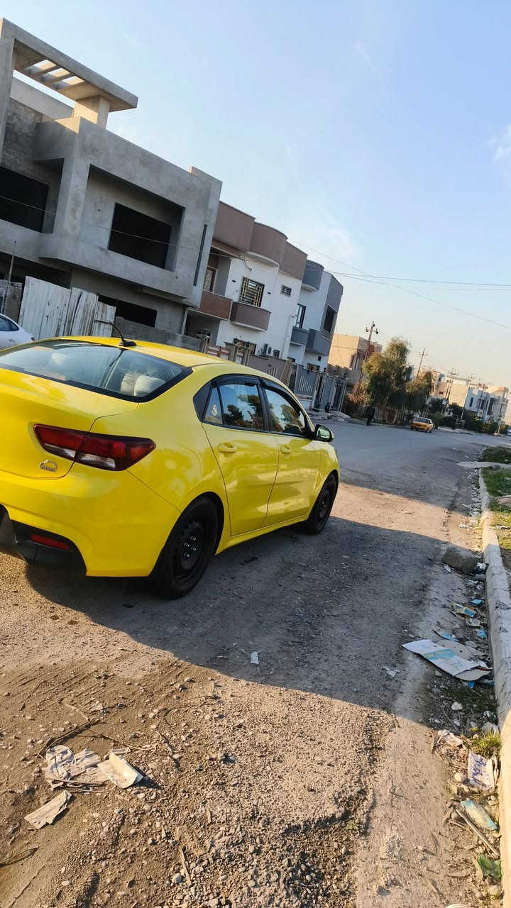 ريو للبيع 2018 ضرره بخشم البوند السيارة جديده هيئه وغرامات صفر والسعر 115والسياره كندي كير عادي والاتصال على الرقم ***********
