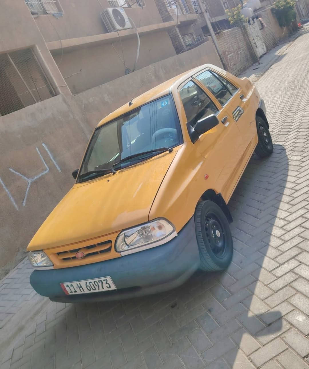 سلام عليكم سايبه موديل 2022سياره بلاديه بيهه بس طخه بل باب الي خلف سايق وراجعه عل بارد كير مكينه خير من الله تبريد طكت سويج ثلج خير من الله تخم تاير جديد سياره معروضه 65وبيهه مجال رقم متواجد ***********
