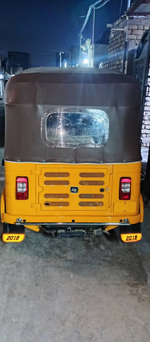 سلام عليكم تكتك للبيع 2018 نضيفه حيل تعمير عام وصبغ حراري رقم وسنويه مكاني بغداد رقم الهاتف
***********
