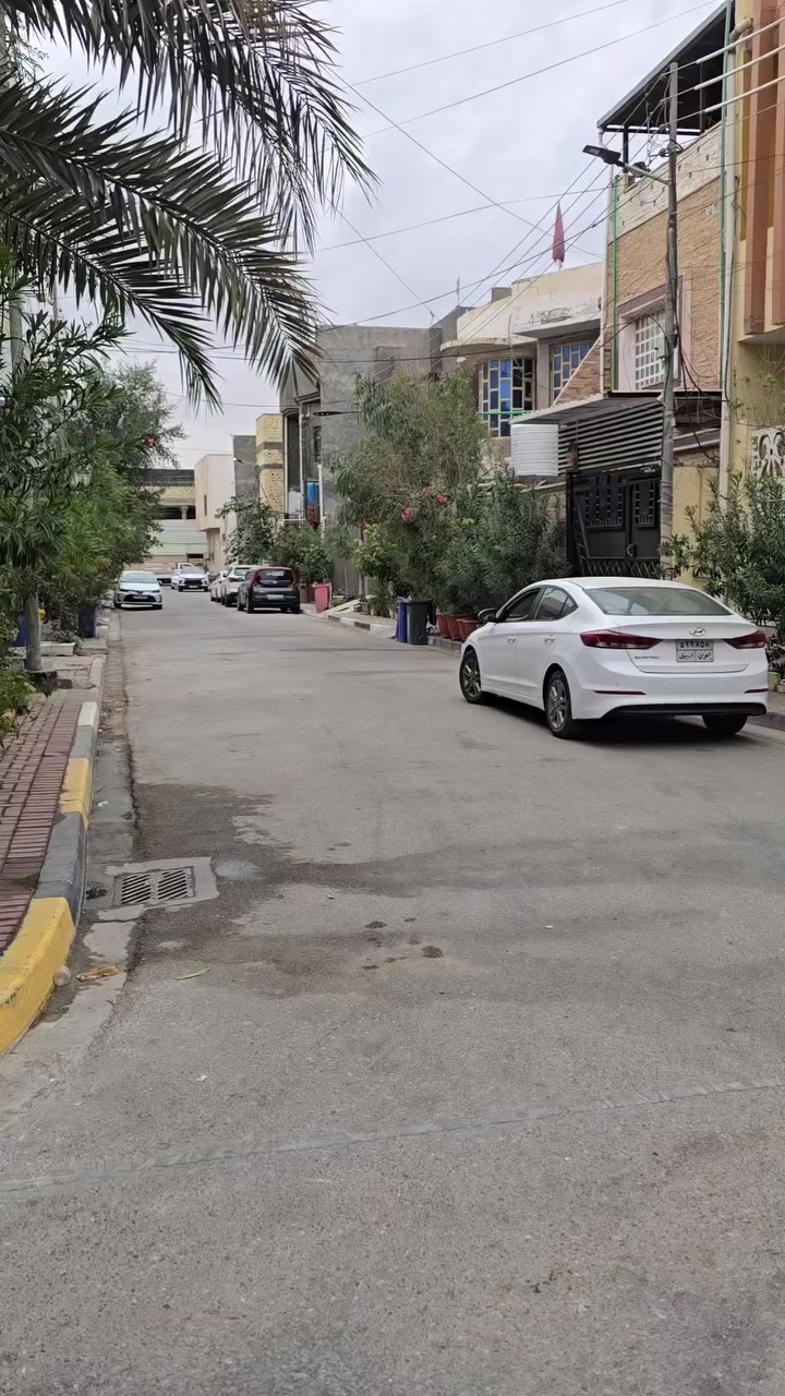 بيت للبيع مساحة 100 متر ركن في ياسين خريبط طابقين بناء طابوك
الزون الاول ***********
